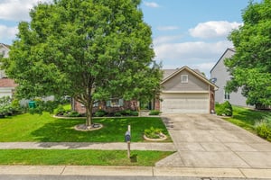 W Denton Dr-S1006-029.jpg