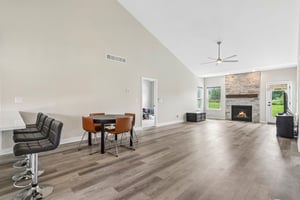 105th St 31-S1908-010.jpg