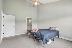 105th St 31-S1908-018.jpg