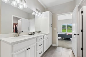 105th St 31-S1908-024.jpg