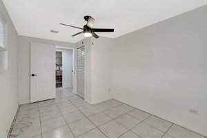  Photo 36