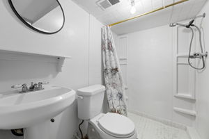 Photo 49