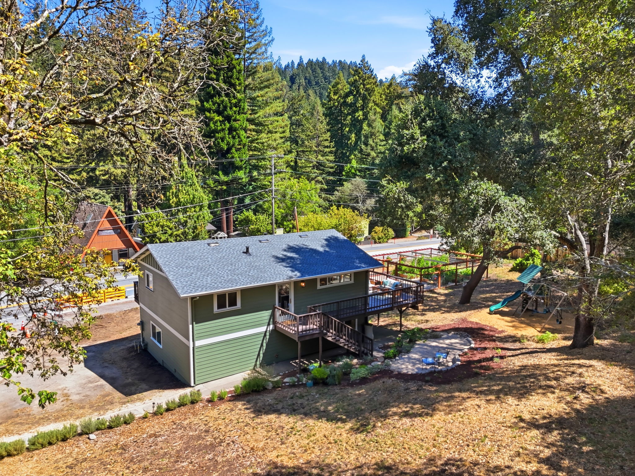 003_F8_AERIAL_6667 CA-9