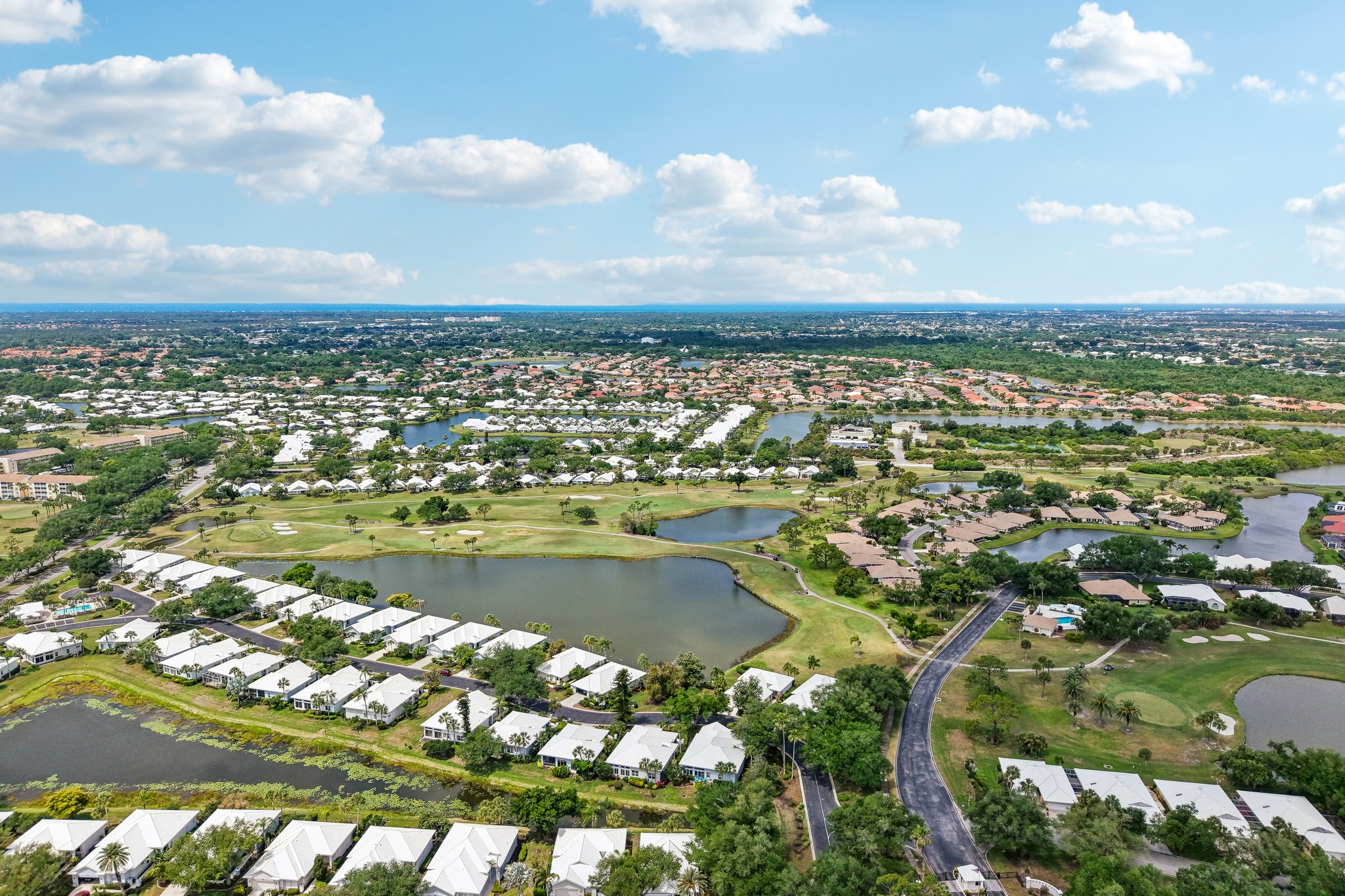 Crossfield Cir unit 1-S2204-041.jpg