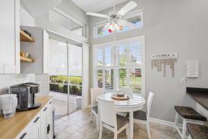 Crossfield Cir unit 1-S2204-011.jpg