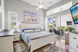 Crossfield Cir unit 1-S2204-020.jpg