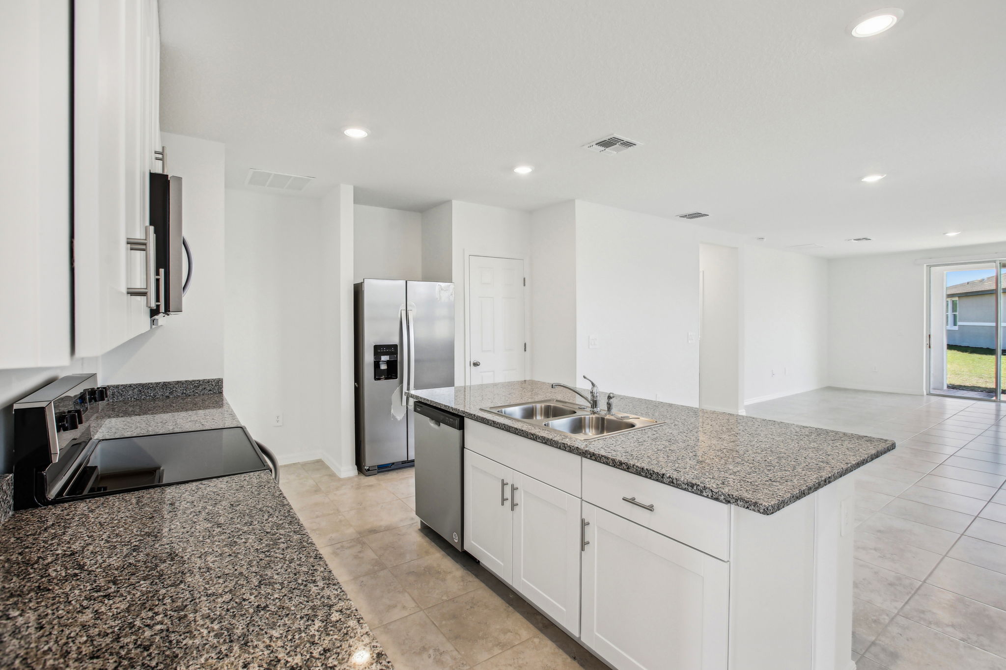 Orlando - Springs at Lake Alfred - 667 Pennywort St, Lake Alfred, FL 33850 - 010