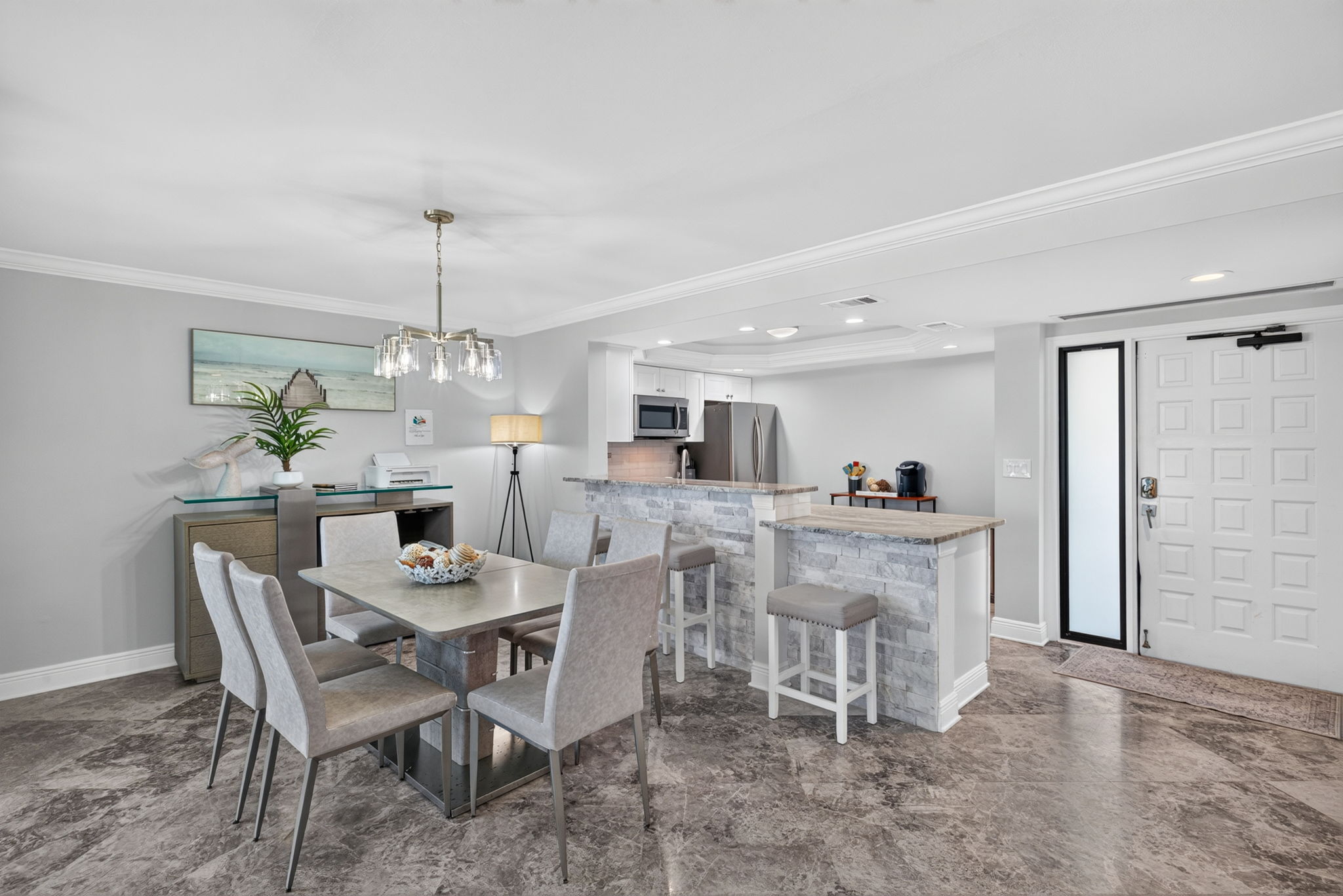 Dining Room 2 of 3