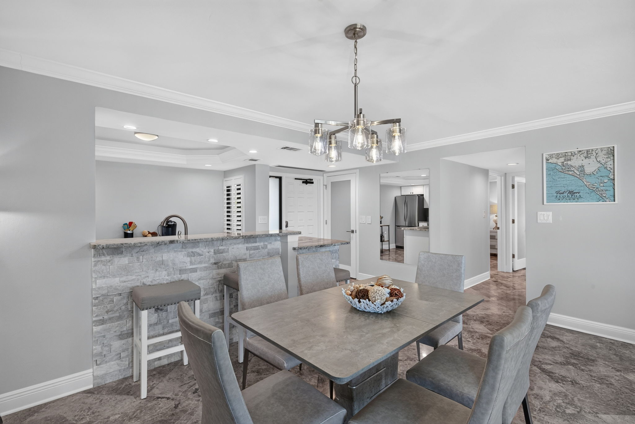 Dining Room 3 of 3