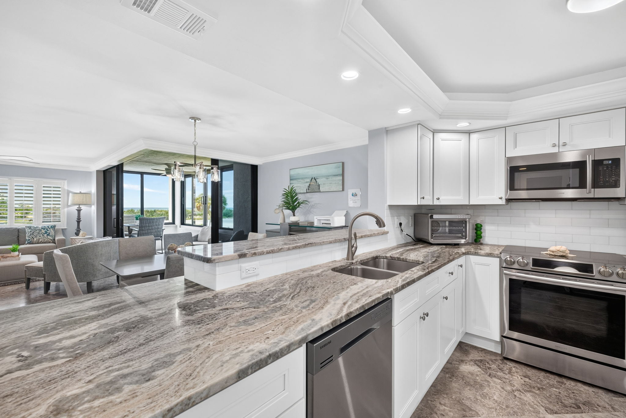 Kitchen 1 of 3