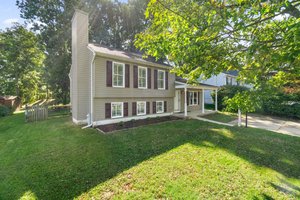 02. Front exterior .jpg