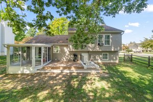 41. Back exterior .jpg