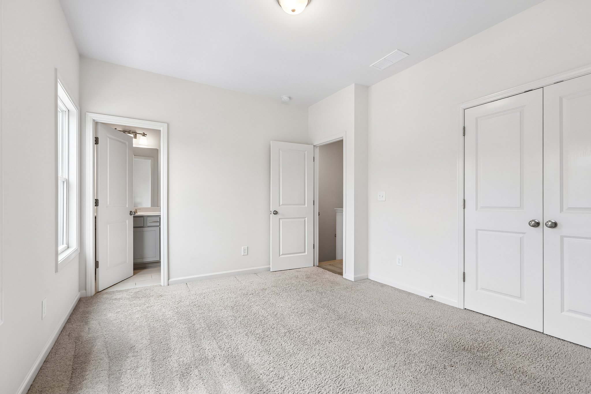 Cortland Walk-S2605-024.jpg
