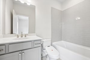 Cortland Walk-S2605-025.jpg