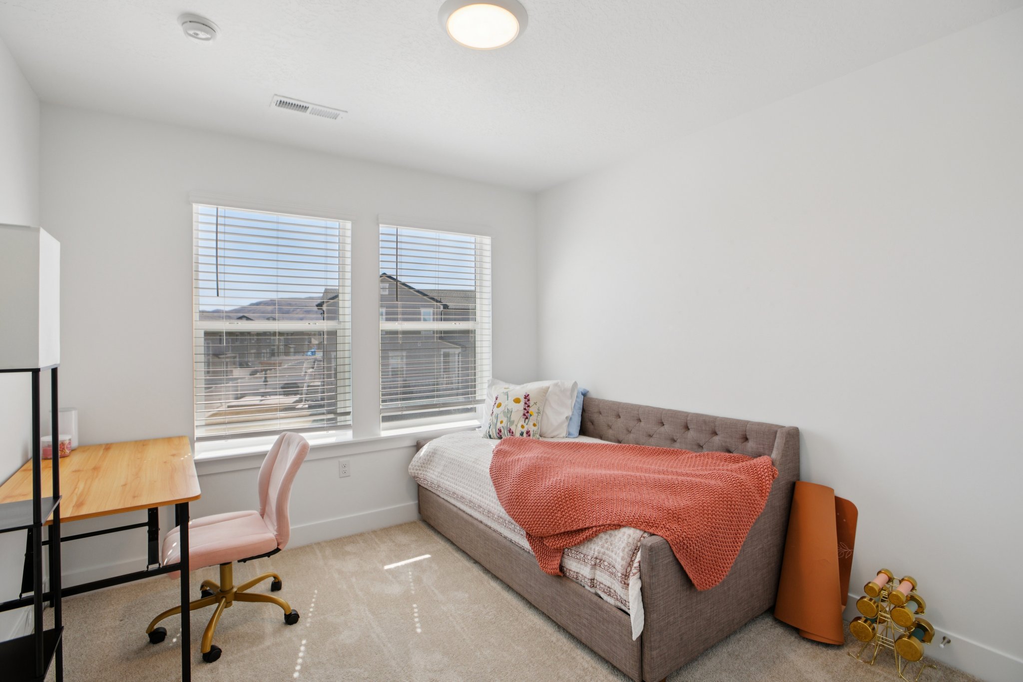 W Ipswitch Way-S1903-014.jpg