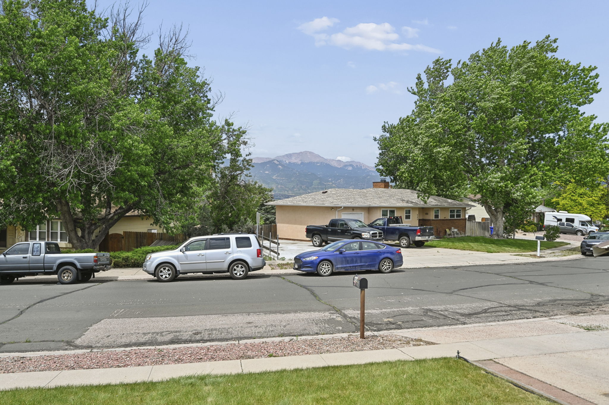 Photo 40
