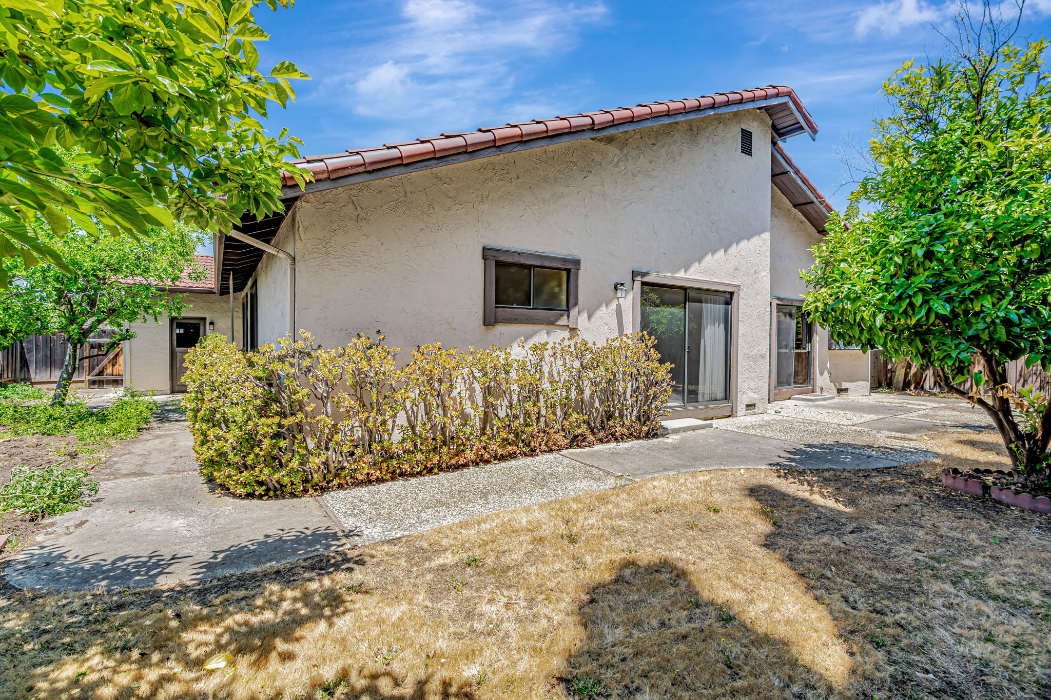 041_668 Litton Ct