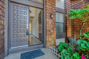 004_668 Litton Ct