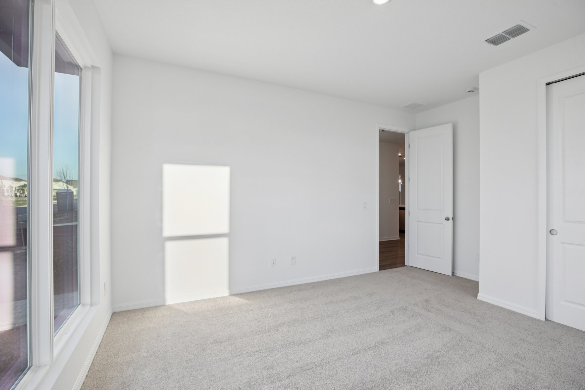 Saunter Dr-S3012-016.jpg