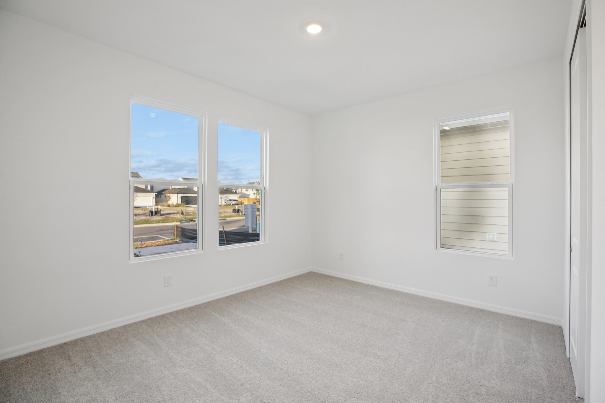 Saunter Dr-S3012-019.jpg