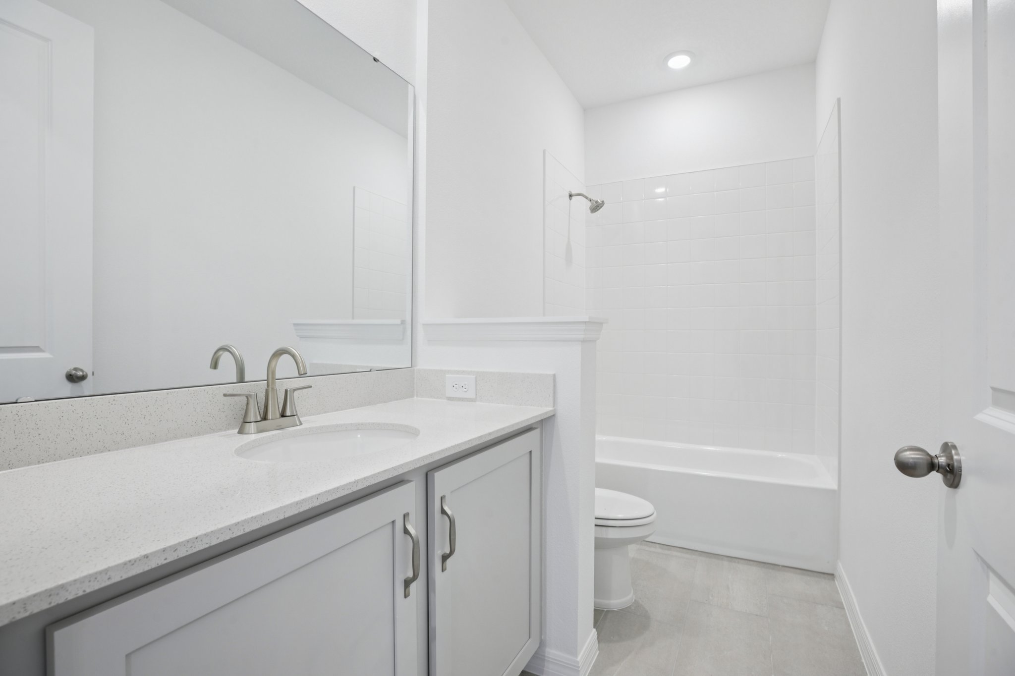 Saunter Dr-S3012-038.jpg