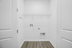 Saunter Dr-S3012-028.jpg