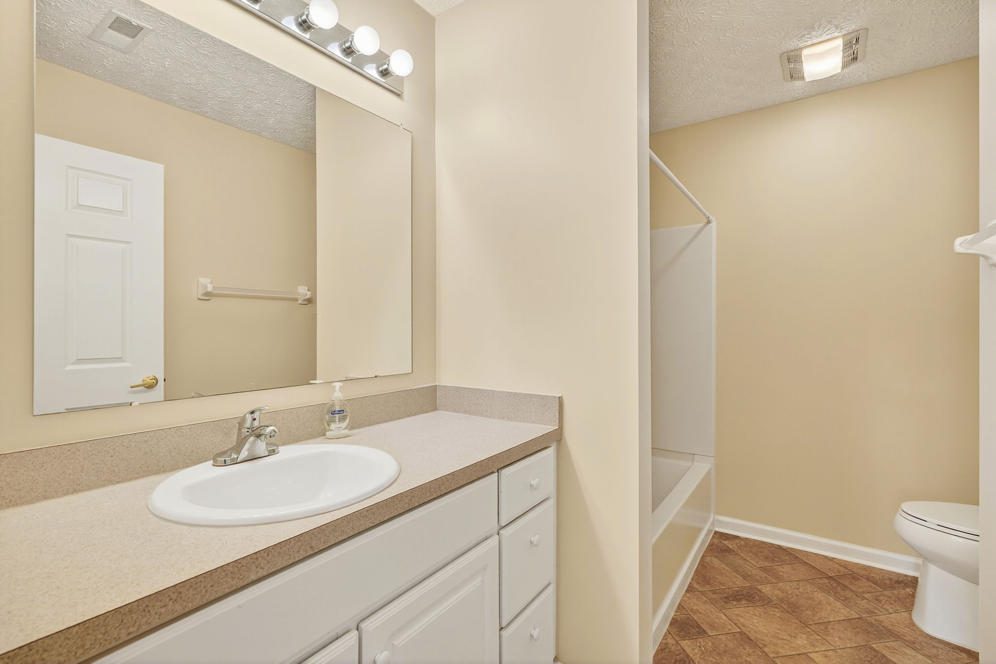 6687 Eagle Ridge Lane 36