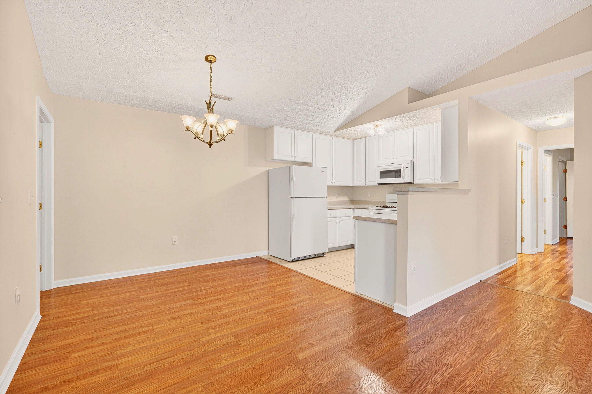 6687 Eagle Ridge Lane Interior 00001