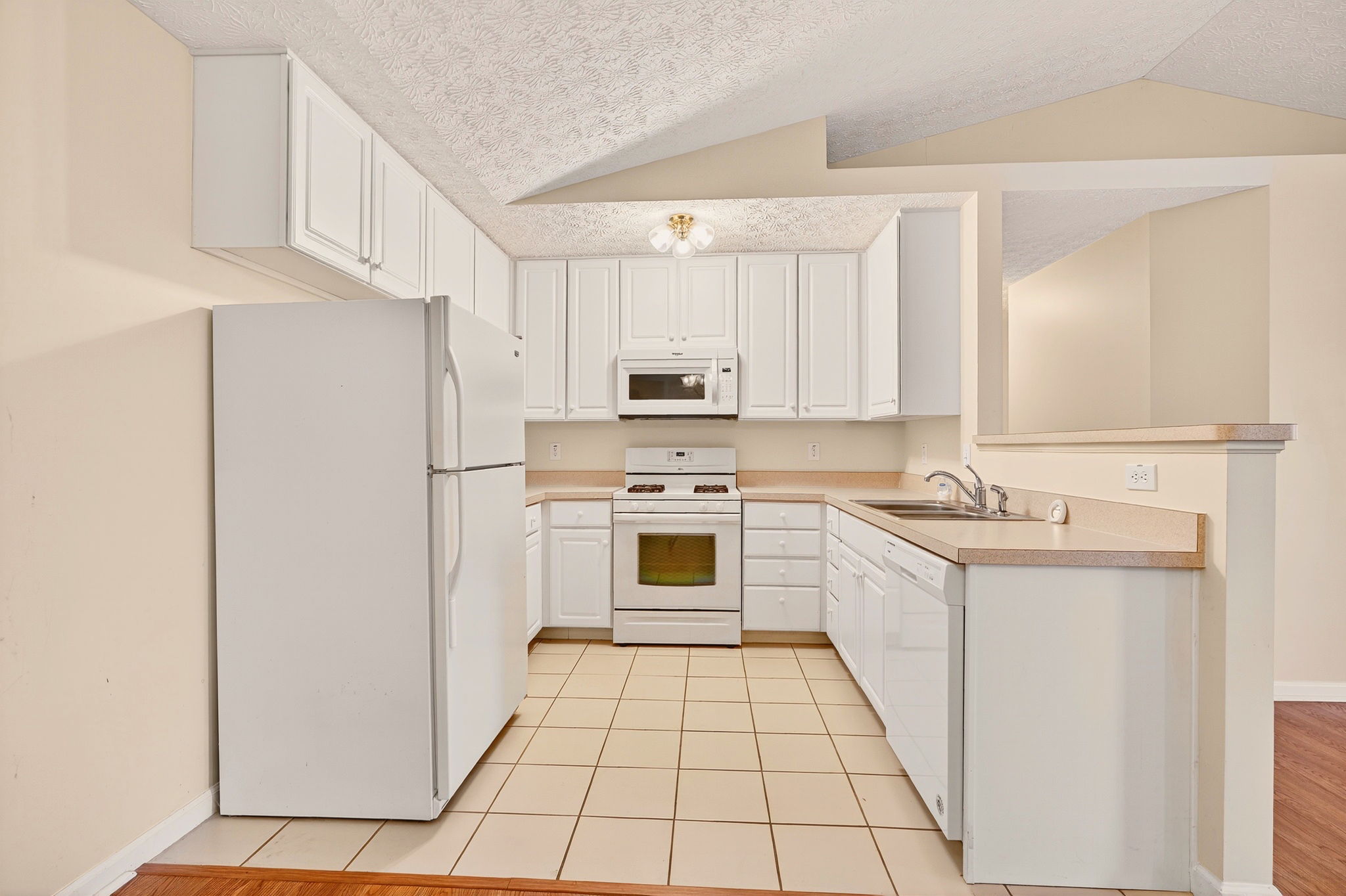 6687 Eagle Ridge Lane Interior 00006