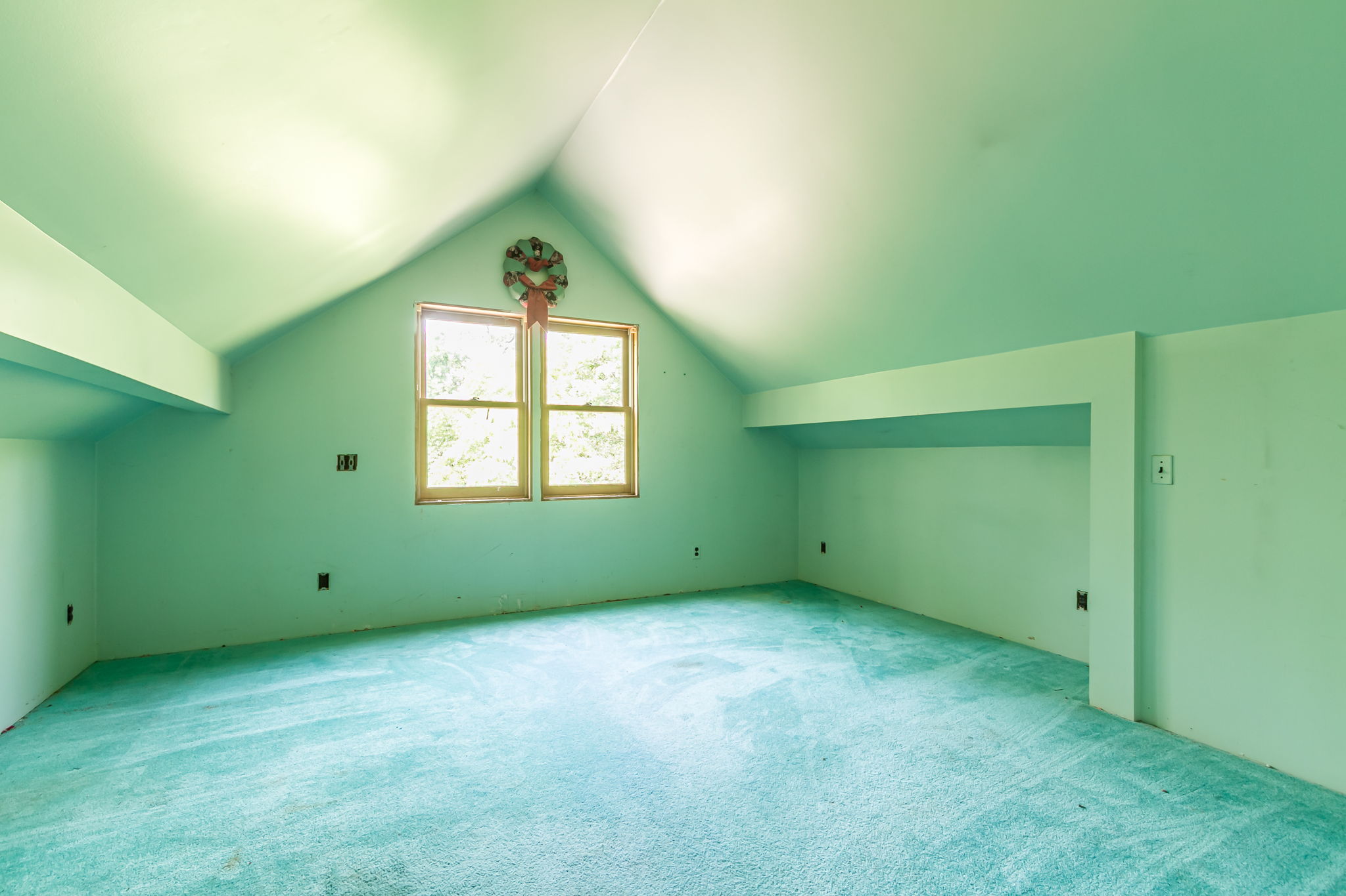 Upstairs Primary Bedroom