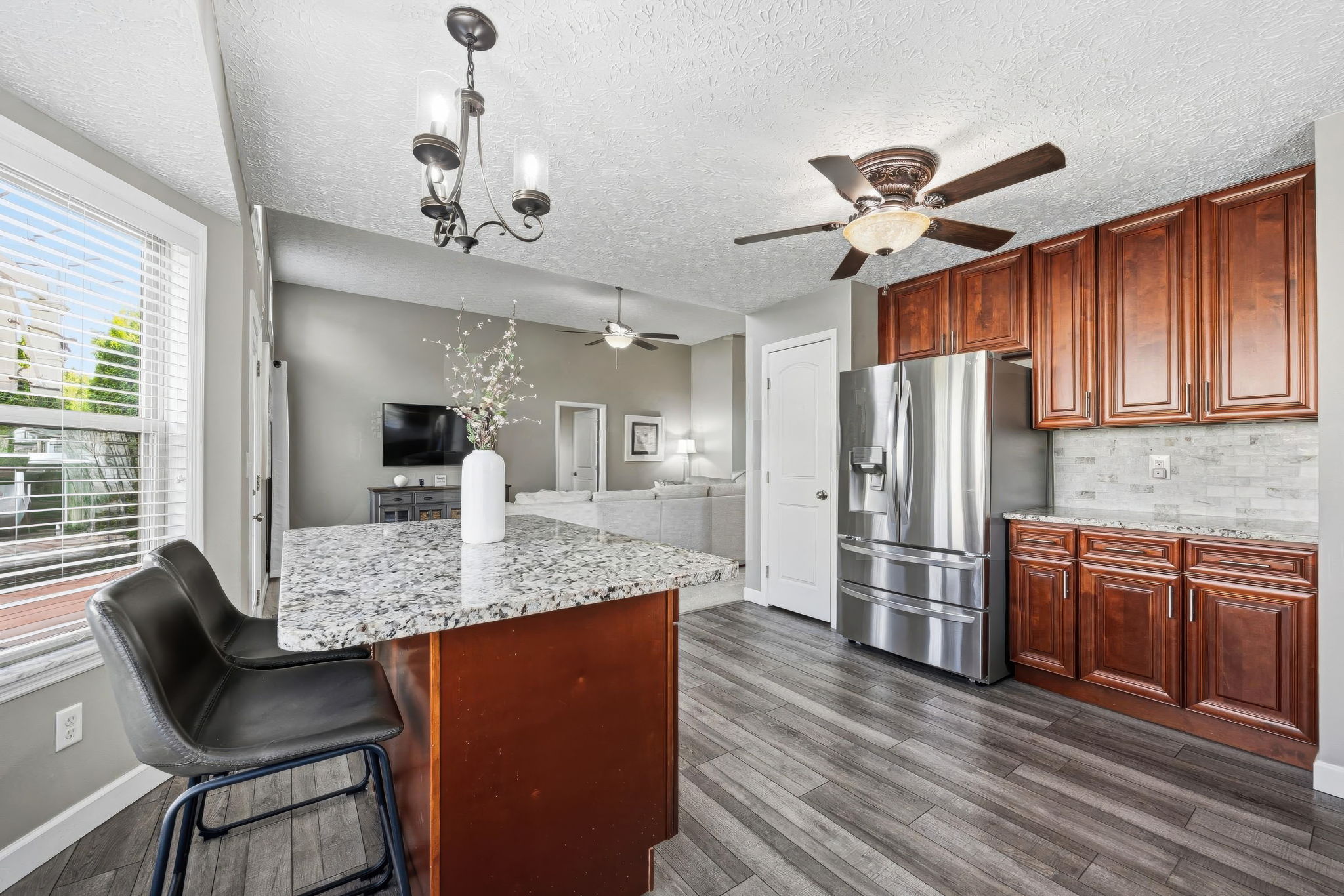V.J. - 6689 Wycliffe Pl, Westerville-18