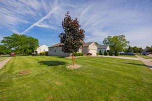 V.J. - 6689 Wycliffe Pl, Westerville-3