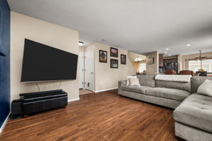 Living Room 4