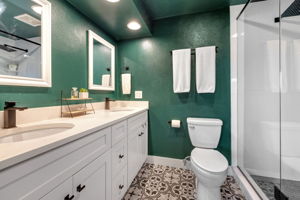  Photo 75
