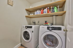  Photo 64
