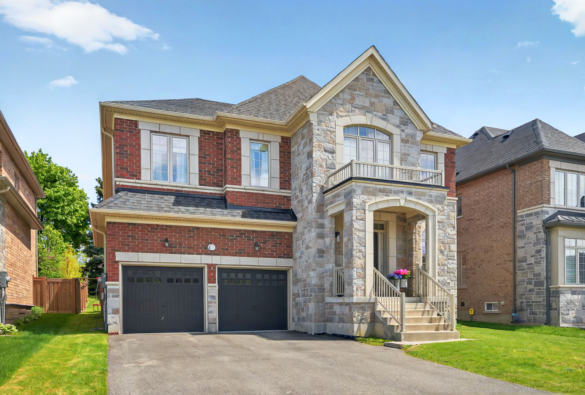 67 Alf Neely Wy Newmarket, ON L3Y 0C6