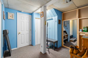  Photo 32