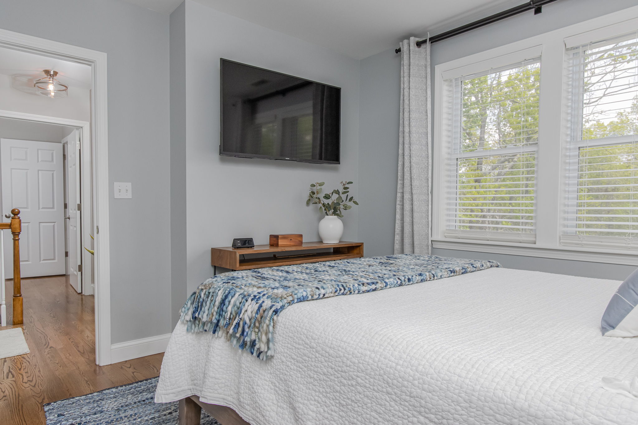 Bedroom2-2