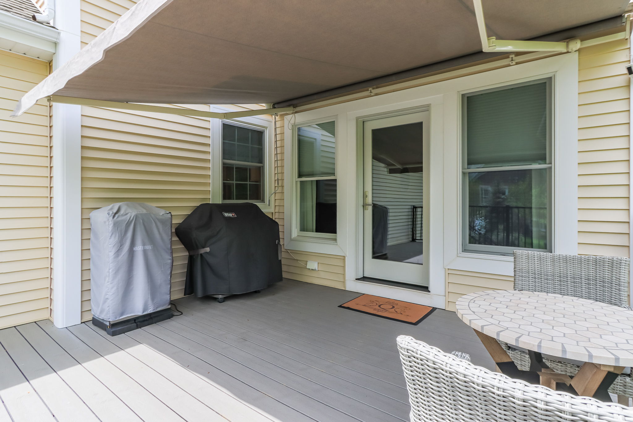 ExteriorRearPorch-4