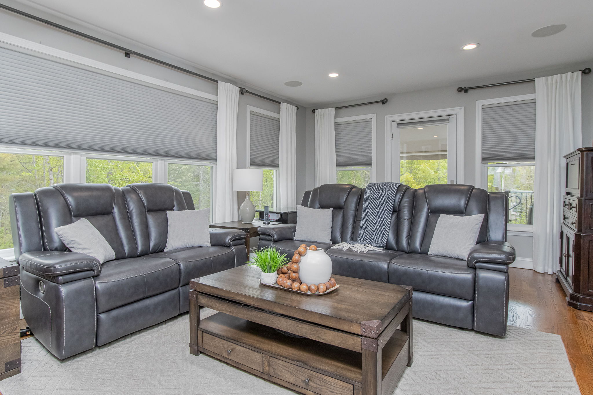 LivingRoom-4