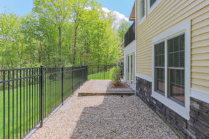 ExteriorRear-4