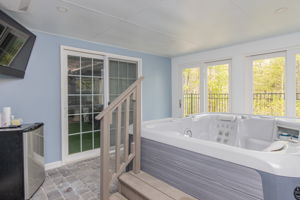 HotTubRoom-2