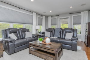 LivingRoom-4