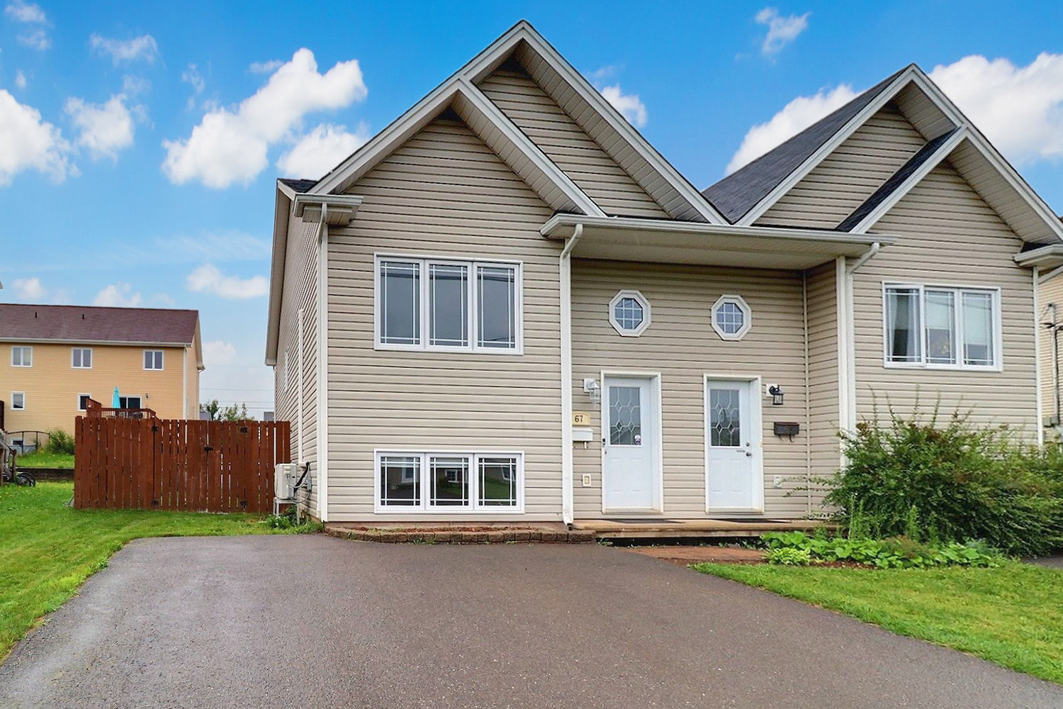 67 Danny St, Dieppe, NB E1A 0H6 PROPICSTA & MeasureMySpace