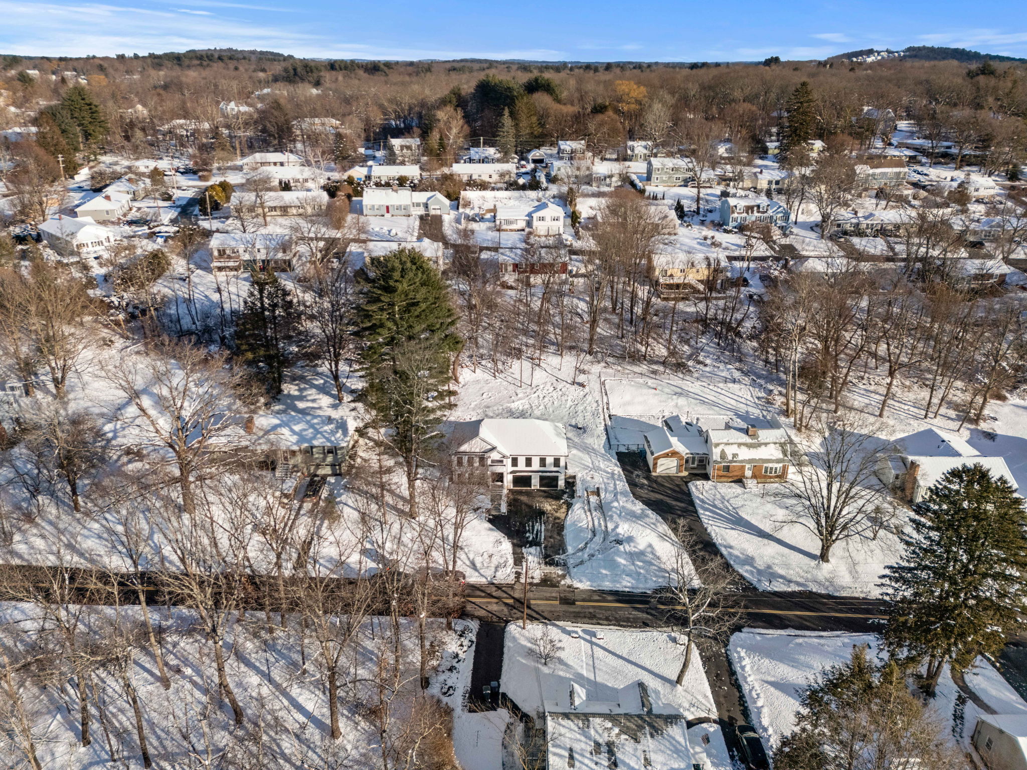 67 Hood Rd, Tewksbury, MA 01876, USA Photo 3