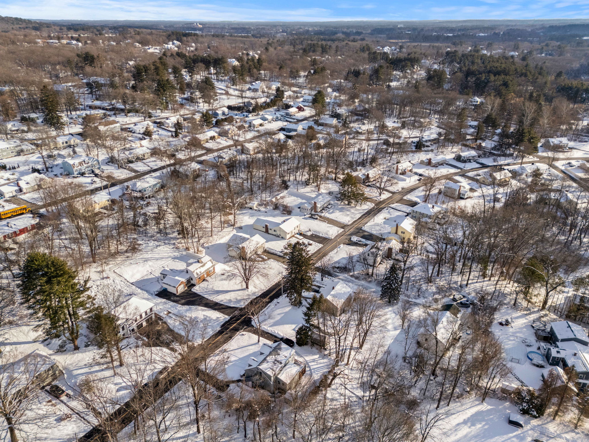 67 Hood Rd, Tewksbury, MA 01876, USA Photo 8