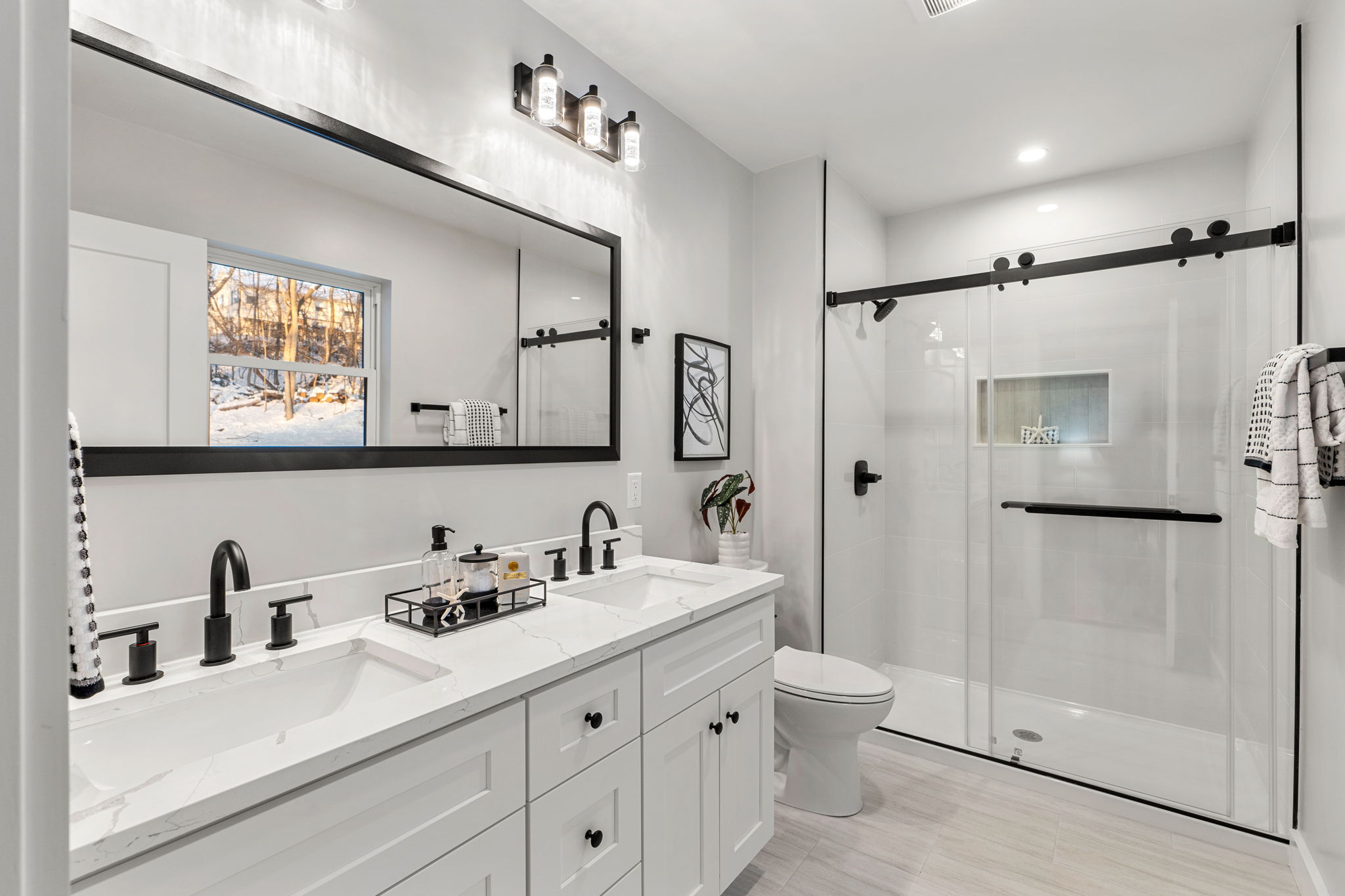 67 Hood Rd, Tewksbury, MA 01876, USA Photo 40