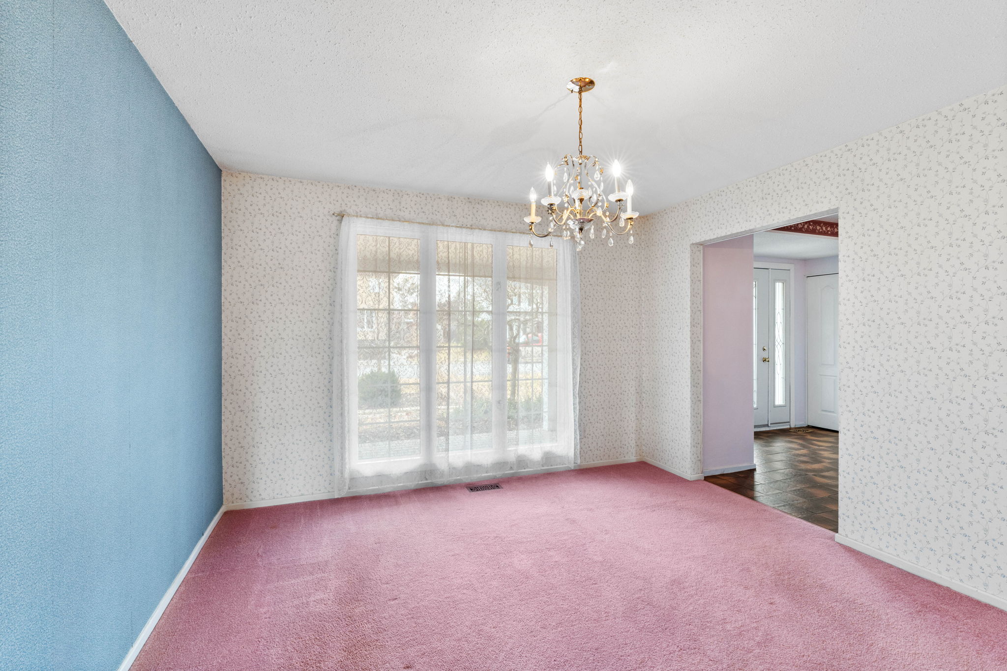 67 Parkland Crescent, Ottawa, ON K2H 5V5 Inside Ottawa Media