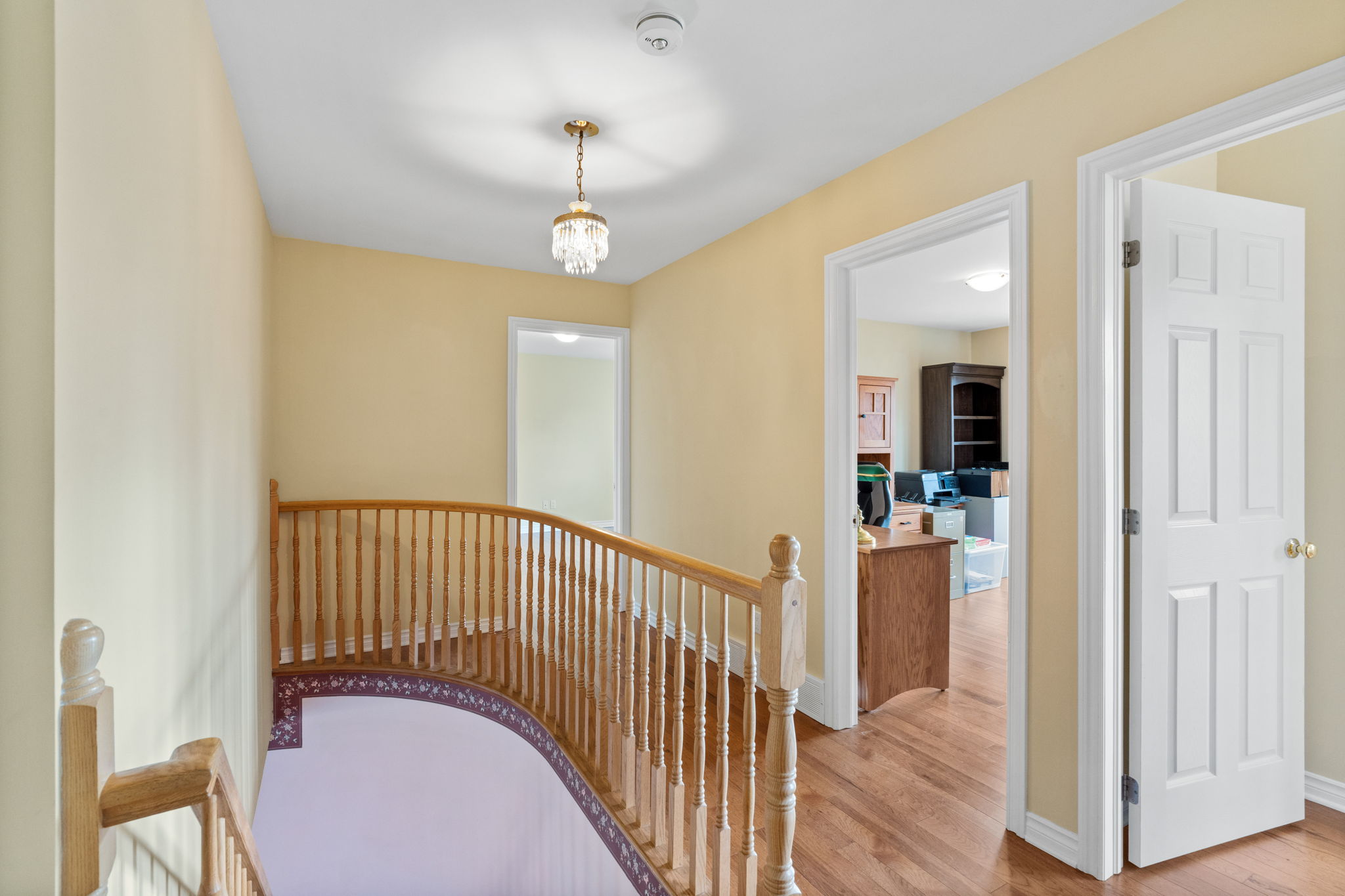 67 Parkland Crescent, Ottawa, ON K2H 5V5 Inside Ottawa Media