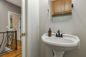  Photo 31